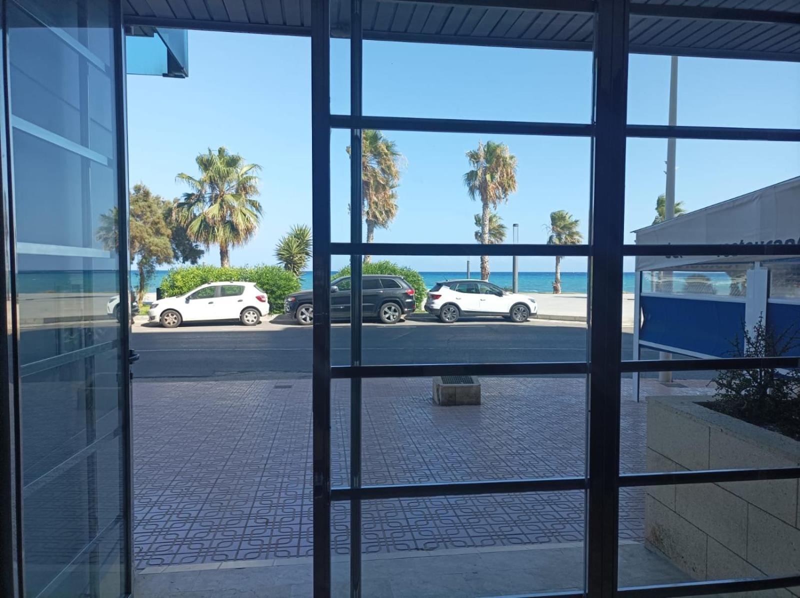 Primera Linea De Mar Torrevieja Exterior foto